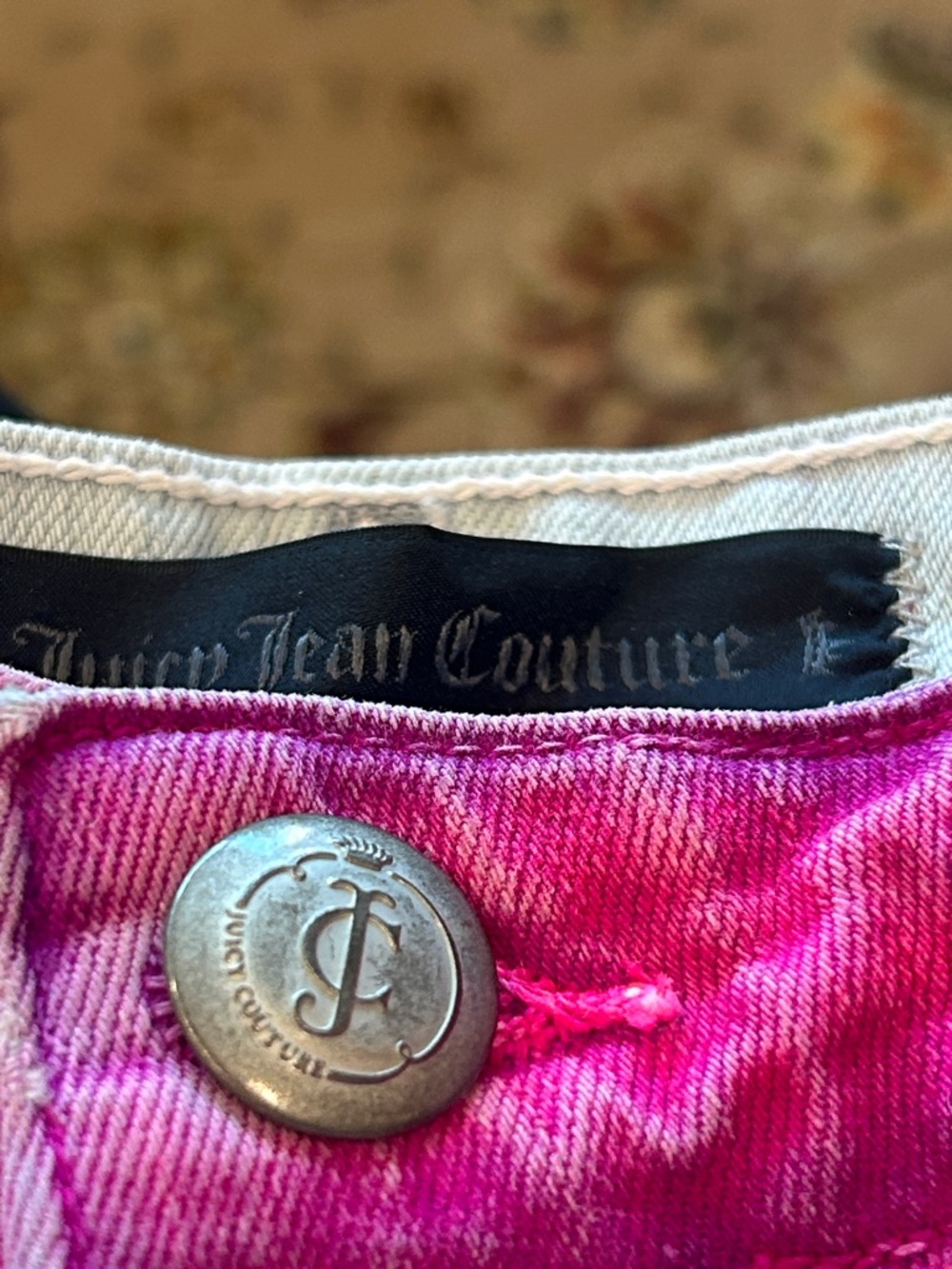 Juicy Couture Pink Dip Dyed Ombre Denim Roll-Cuff Shorts-27-NWT - Picture 9 of 9